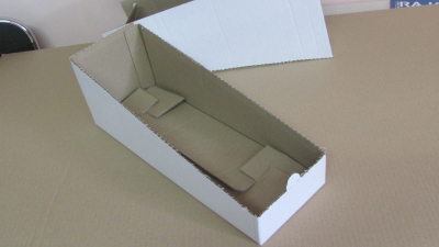 Pudełko tekturowe trójwarstwowe jednostronnie białe