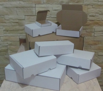 Opakowania tekturowe, pudełka, kartony klapowe z systemem samoskładanym robione z wykrojników w różnych wymiarach